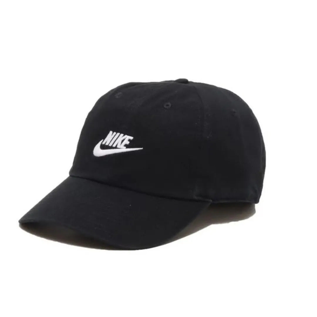 cappello nero logo nike