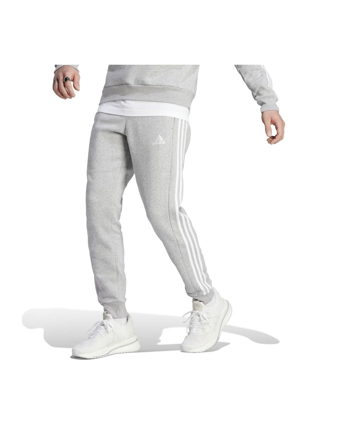 adidas essentials fleece 3-stripes tapered cuff pants